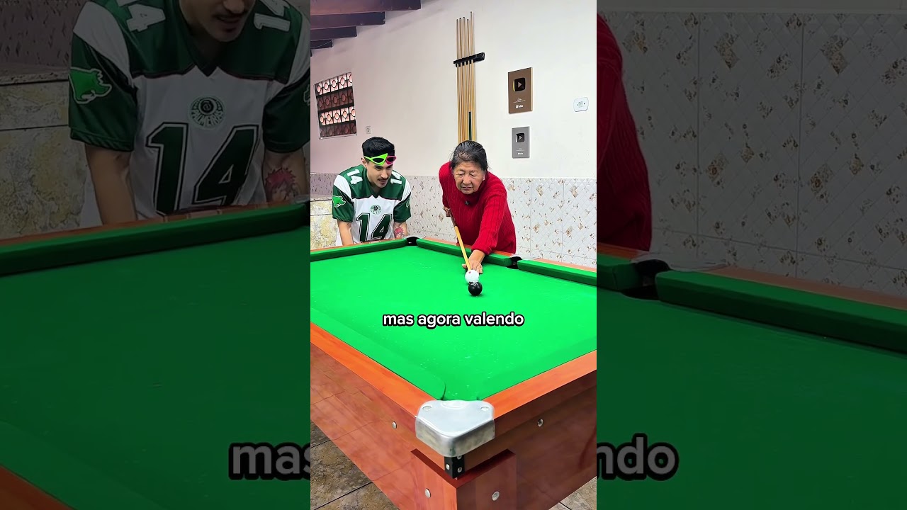 TODA MÃE COM TUPPERWARE