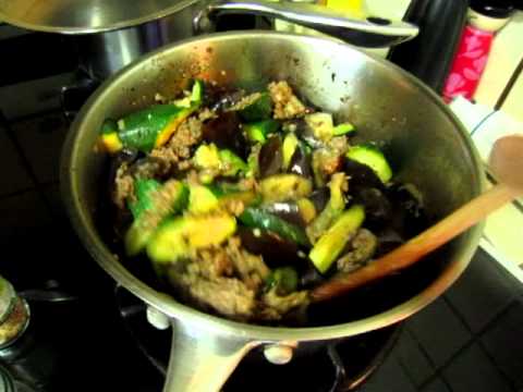 Cooking Eggplant Zucchini And Beef-11-08-2015