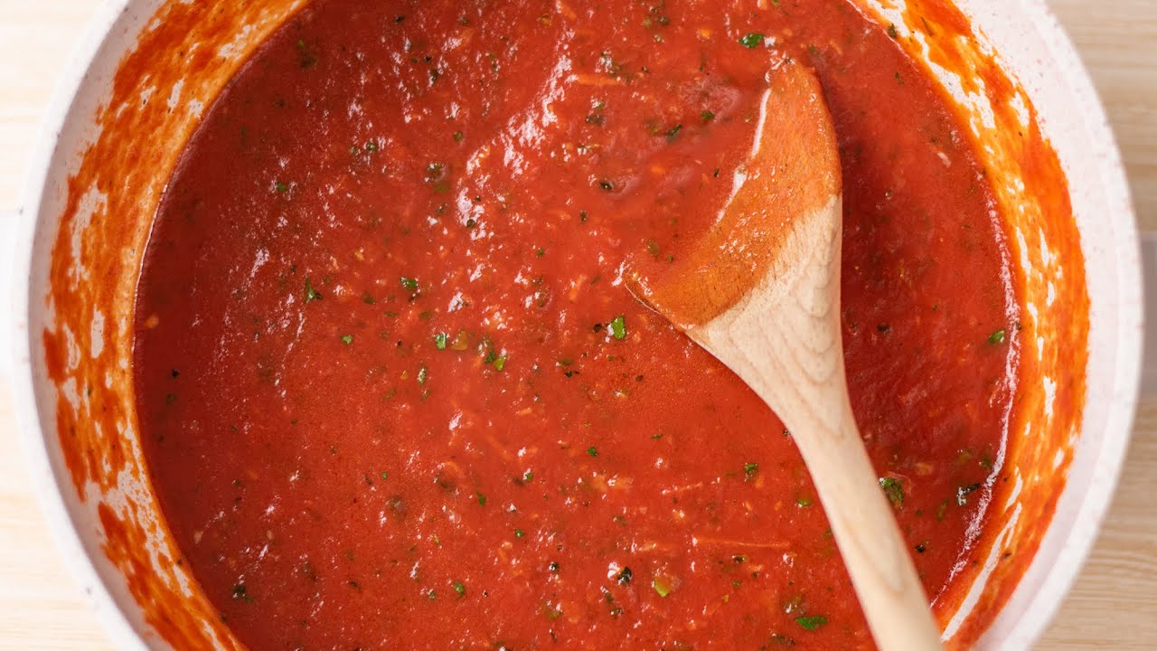 The BEST Keto Pizza Sauce Recipe - EASY Low Carb Marinara - GREAT on Pasta,  Meat & Veges (2g Carbs) 