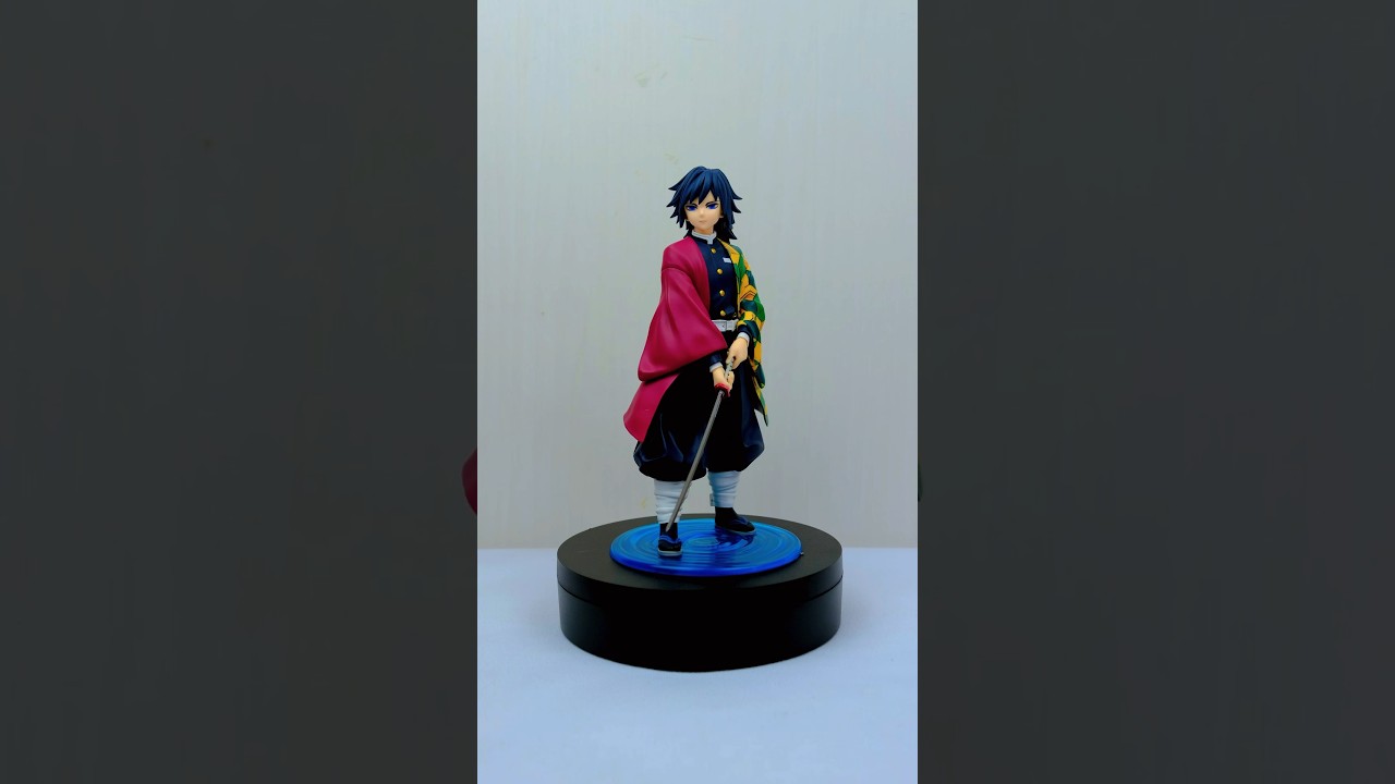 Demon Slayer Tomioka Giyu Trio-Try-It Action Figure 