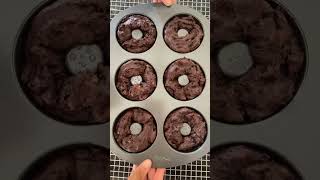 ?How to make gluten free, sugar free chocolate peppermint donuts ?. christmasrecipes