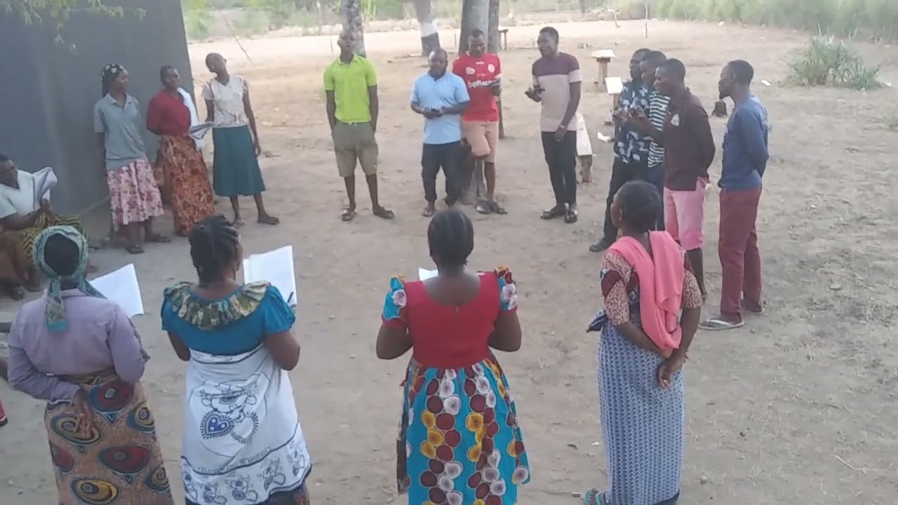 Kuzaliwa kwake by@ felix majani ikiimbwa na kwaya ya mt. Cecilia, Morogoro-melela.