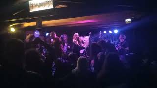 Carnal Diafragma - Postelman a Semendavaj aneb Pudlí puding ondulovaný kulmou