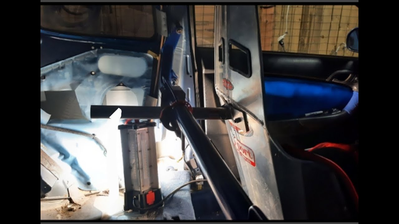 Quick release I/o port racing seatbrace 4kirkey seat.