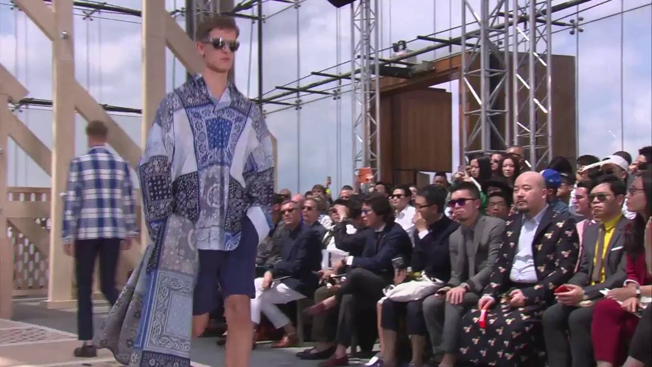 Look 19 from the Louis Vuitton Men's Spring/Summer 2014 Fashion