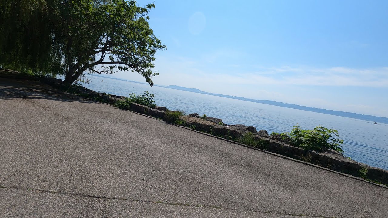 #140 - Départ en vélo depuis Neuchâtel direction Bienne avec une pause à Saint-Blaise