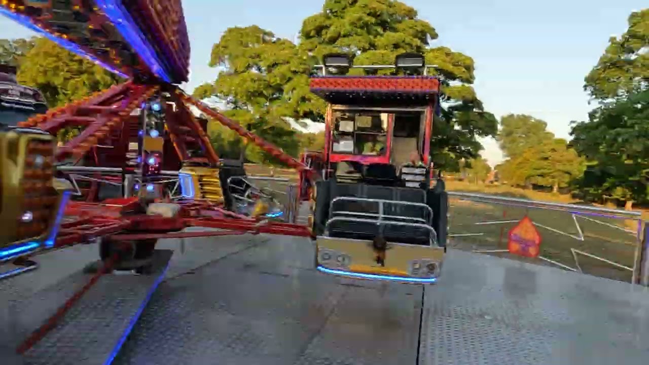 William Percivals Sizzler onride pov @ Farrars Funfair 13/08/2022