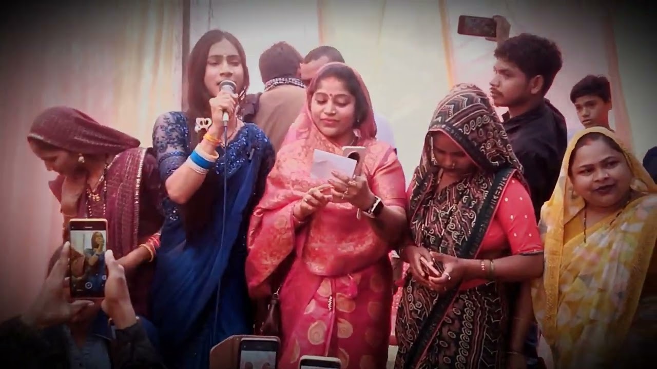 खुशबू रानी ने ऐसा गीत गया क्या देखकर शिव को मनाऊं मैं शिव रूठे हुएहैं वीडियो सोशलमीडिया पर हुआ वायरल