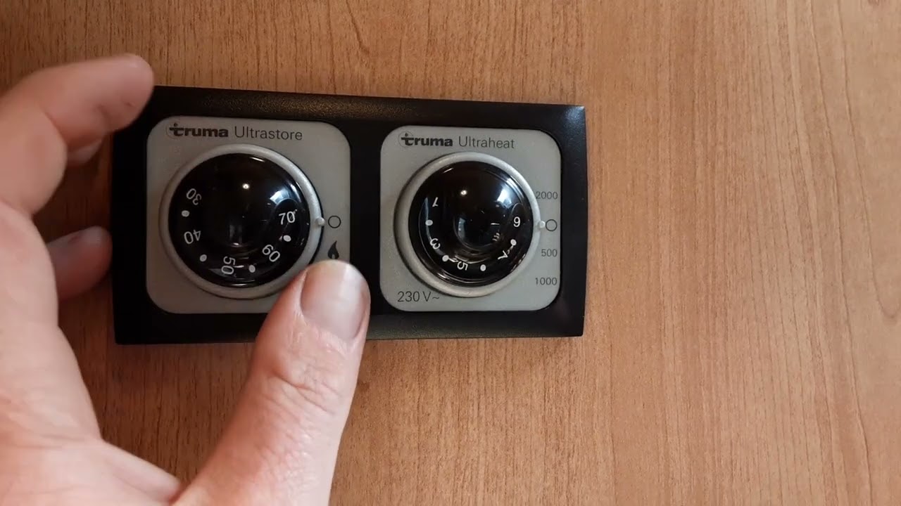 FC18164- 2011 Lunar Ultima 556