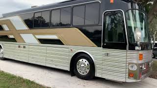 Tour of 1993 Silver Eagle Bus Conversion by Caleb Bailey 34,337 views 2 years ago 2 minutes, 17 seconds