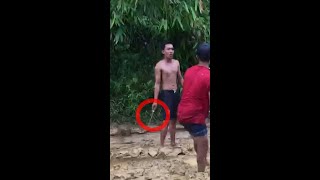Detik-detik warga marah bawa parang #shorts