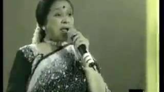 Asha Bhosle - Aaja Aaja (2002, Video Live)
