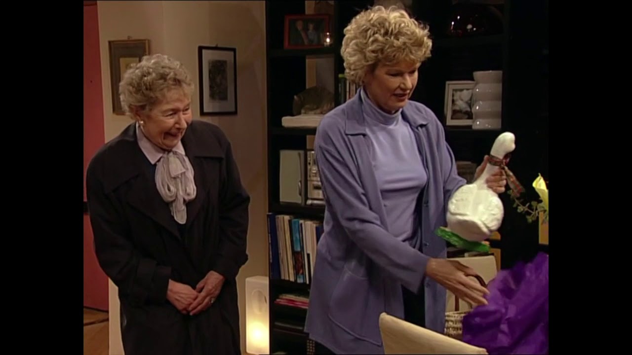 Het in Huis Mevrouw de Vries op haar Best YouTube Het in Huis Mevrouw de Vries op haar Best YouTube
