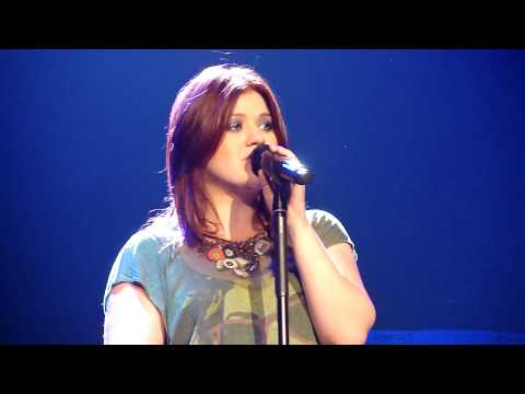 Kelly Clarkson - Behind These Hazel Eyes - Columbus, GA - 12/11/09