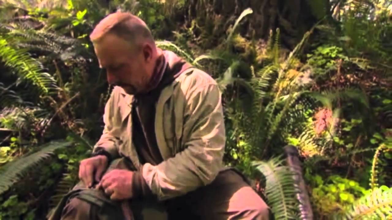 Making An Arrow And Arrow Head Dual Survival (Bushcraft)