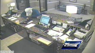 Holiday Inn Express robbers caught on camera