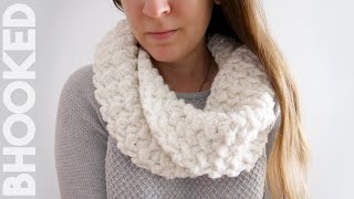 Simple Twist Crochet Cowl QUICK make!