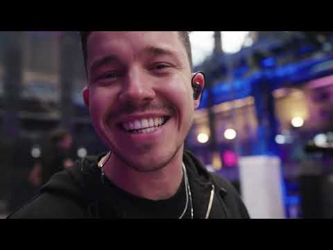 Nico Santos performed