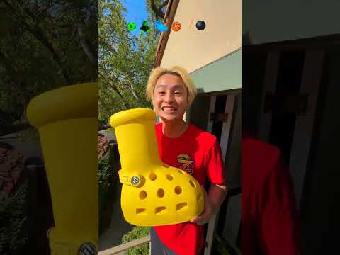 سيارة ضد كرة بولينج