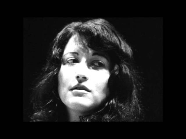 Brahms - Rhapsodie pour piano n°2 : Martha Argerich, piano