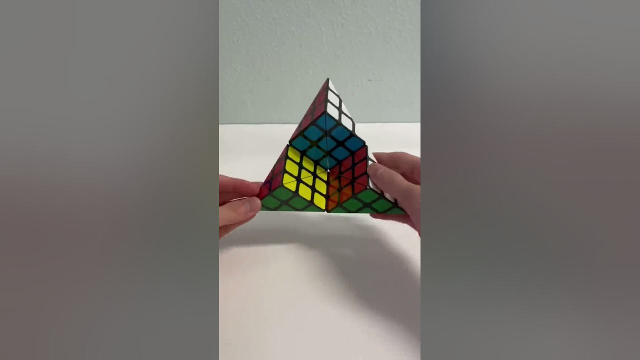 Can You spot the Fake Rubik’s Cube? 🤔