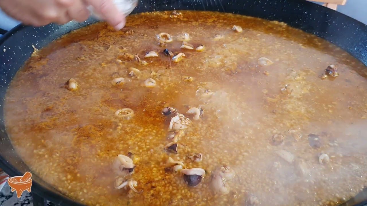 Paella de Mariscos con Salmorreta 🥘🦐🥣