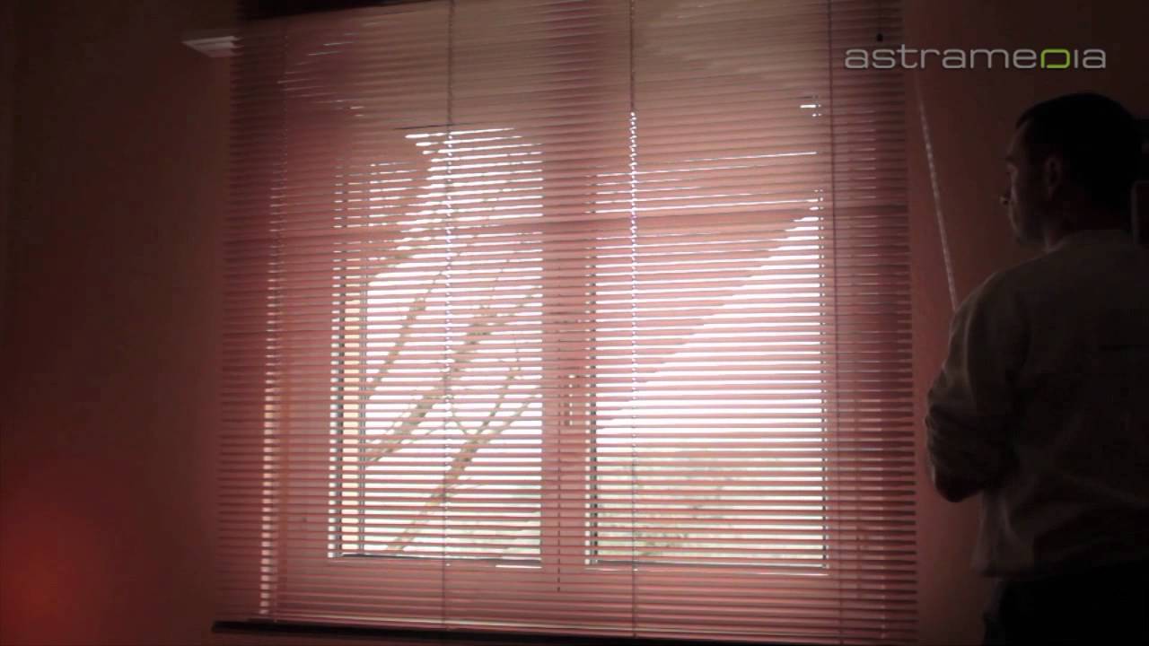 Storexpress Sàrl, Eclépens, Stores, extérieur