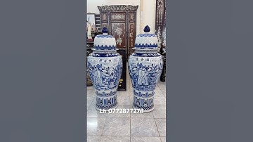 Hàng khủng! Cặp choé gốm Tàu cao 1,5 mét – Họa tiết vẽ tích người, men lam tuyệt đẹp #