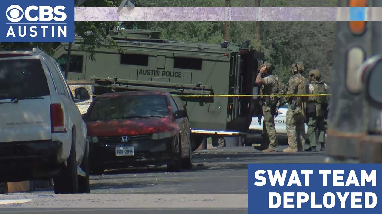 SWAT team situation ends with suspect in custody - YouTube