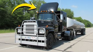 13 Secret Facts You Didnt Know About The Mack Rs700 Convoy 1978