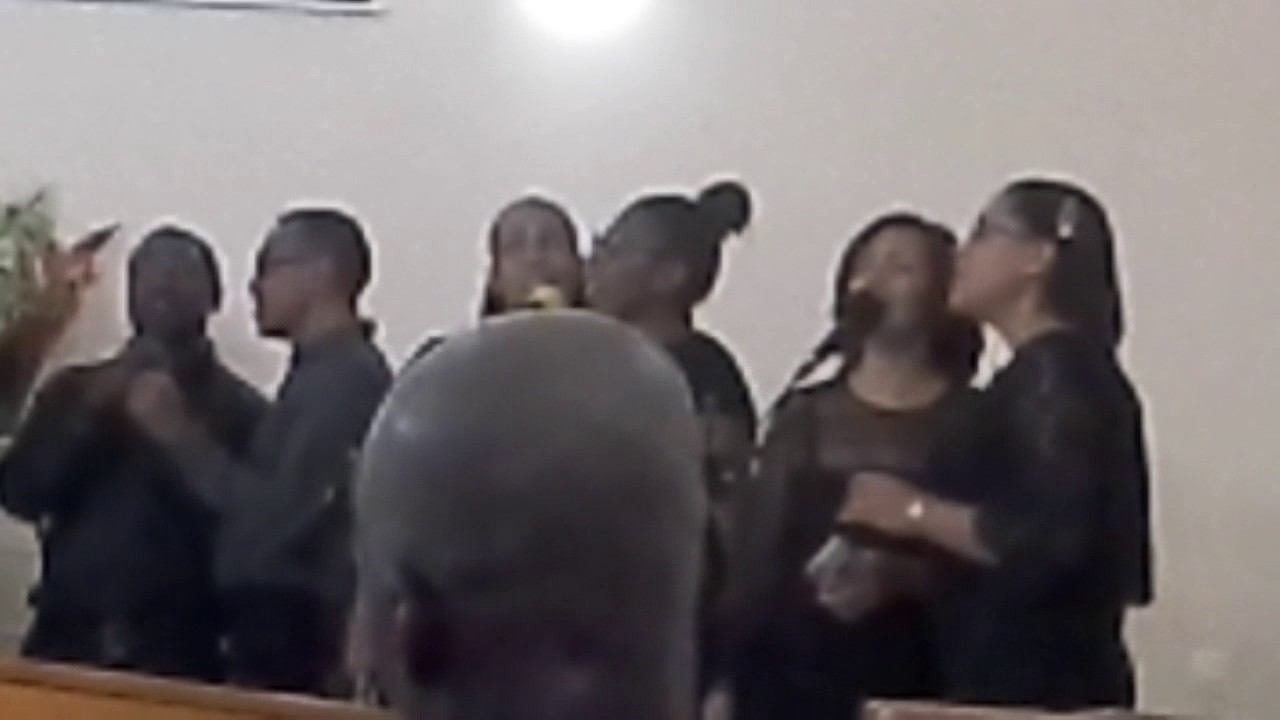 GCS- GOSPEL CELEBRATION SINGERS- What a friend we have in Jesus