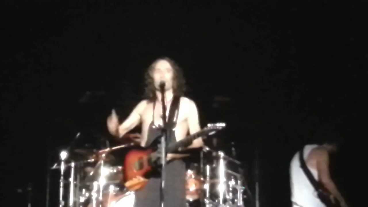 Contra todos -   Directo Extremoduro Sevilla