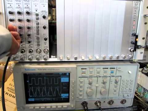 NF Corporation P525 Multi channel analog signal pretreatment system・Mainframe　動作確認