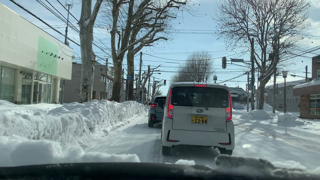 とりあえずワイパー|丘の町を走る