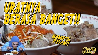 HABIS HUJAN KETEMU BAKSO!! NAMPOL PISAN!! BAKSO URAT PAK OBOY!!