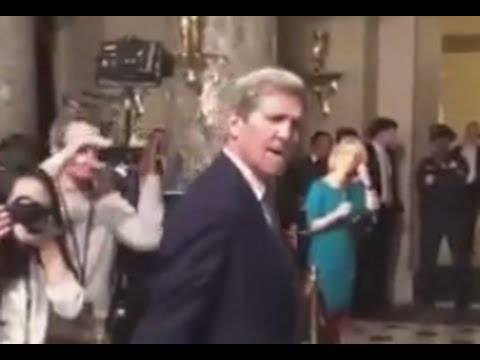 Video: Kerry, John (John Forbes Kerry). Menteri Luar Negeri AS John Kerry