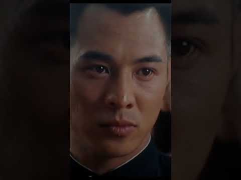 Jet Li fights Karate Bullies in Fist of Legend #fistoflegend #jetli #李连杰 #李連杰