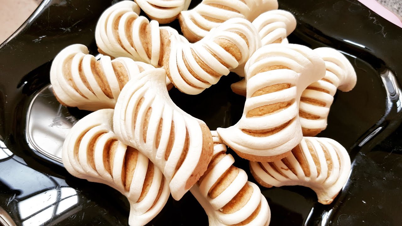 غريبية الورقة بأسهل طريقة✔مع طريقة ناجحة لرحي الكوكاو باش يتعجن مهما كان نوع الروبو اللي عندك