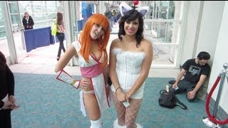 Raychul and Janessa Get Sexy at Comic-Con 2013