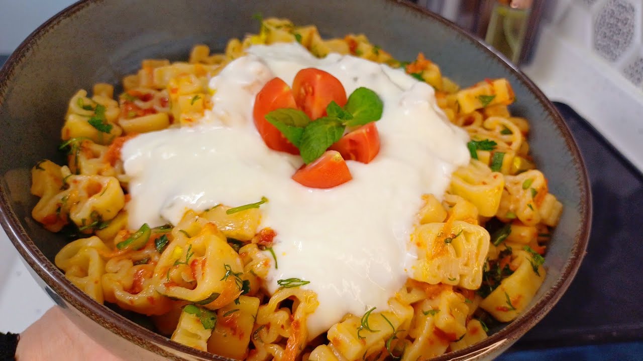 Bol Vitaminli Sebzeli Makarna salatası / nefis yemek tarifleri Bol Vitaminli Sebzeli Makarna salatası / nefis yemek tarifleri