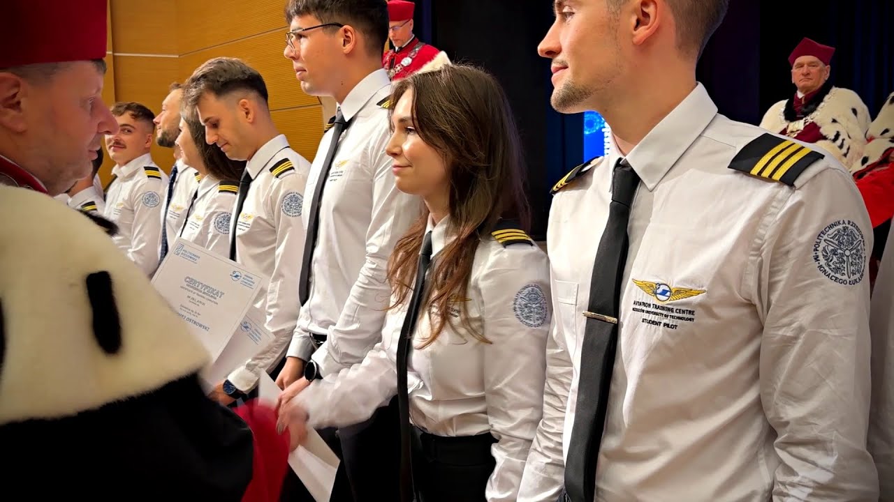 POLITECHNIKA RZESZOWSKA WYKSZTAŁCIŁA JUŻ PONAD 1174 PILOTÓW