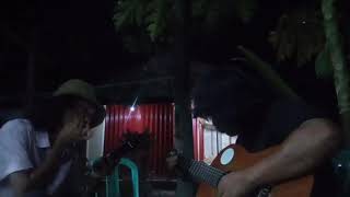 Malam yang susut kelabu (Cover Ari reda)