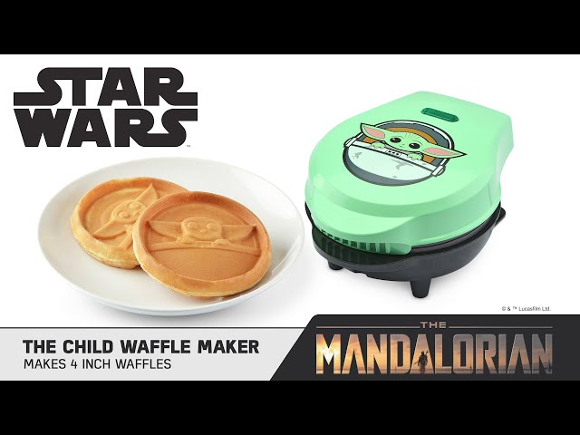 Star Wars - Green The Mandalorian The Child Mini Waffle Maker