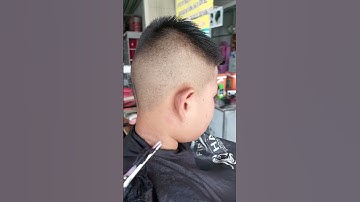 mẫu tóc cao mái ngố