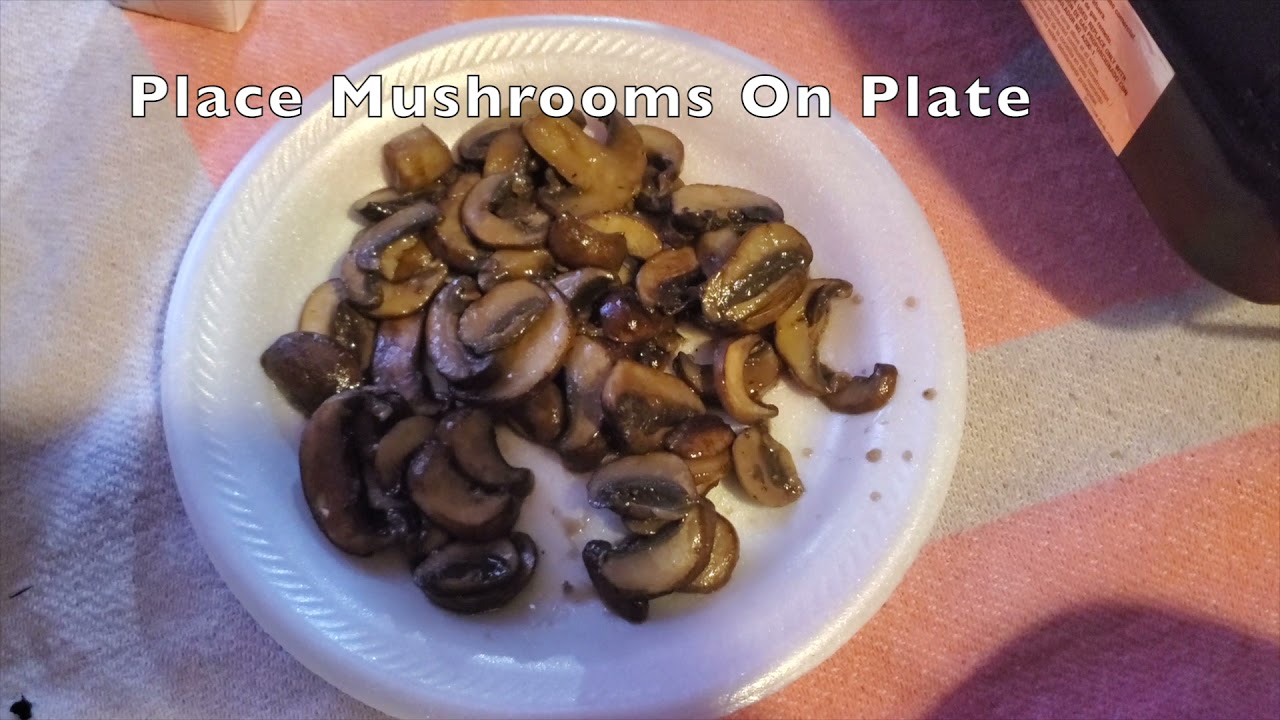 Hello Fresh: Creamy Dreamy Mushroom Cavatappi