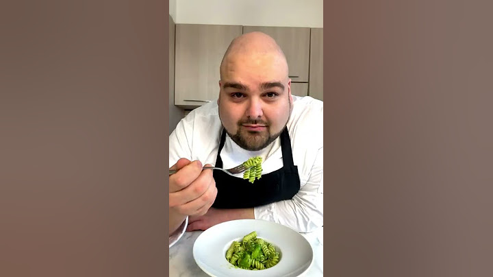 #WorldPastaDay: Noi festeggiamo con una SUPER PASTA AL PESTO! 😍🍝😍 #Shorts