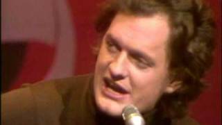 Video thumbnail of "Harry Chapin- I Wanna Learn a Love Song"