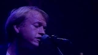 Level 42  -   She Can&#39;t Help Herself  -  Live Performance