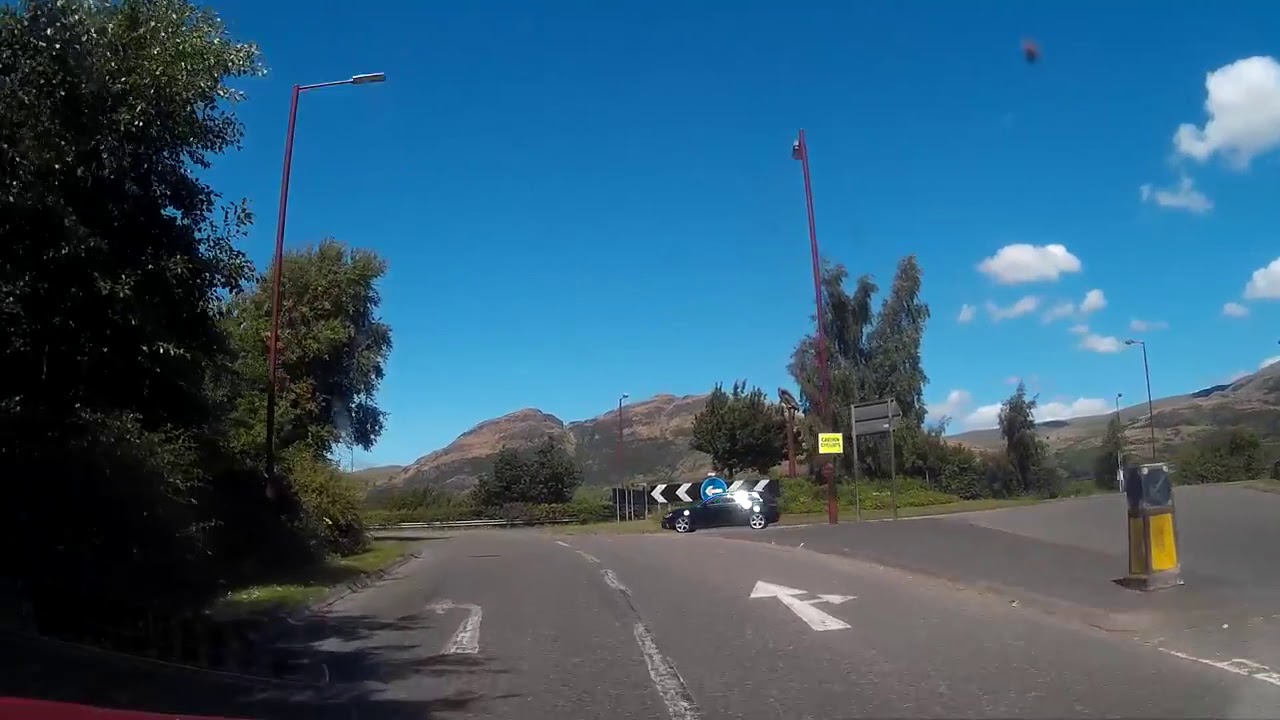 Road Trip Drive West Through Alloa To Below The Castle In Stirling Scotland