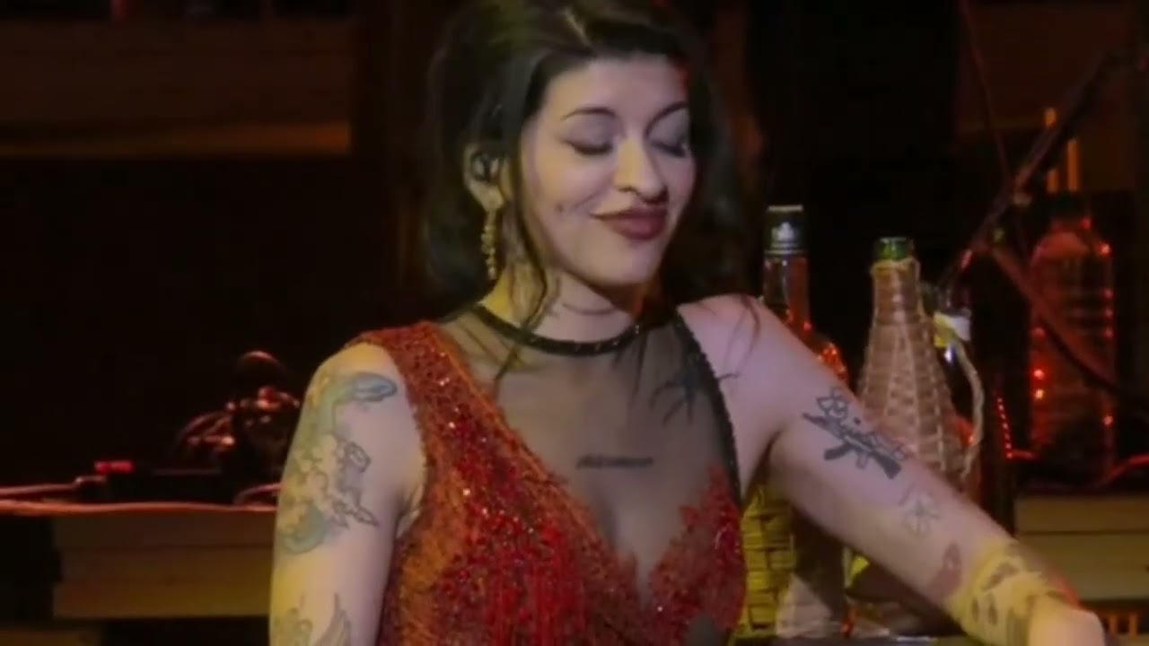 CAZZU, ELENA ROSE - ENGREÍDO ( MOVISTAR ARENA 2025)